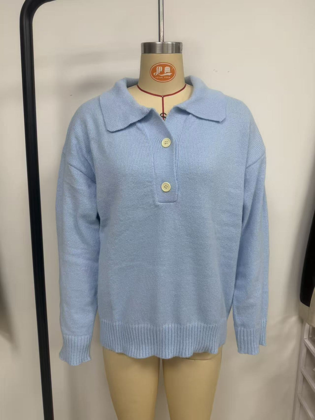 Damen lässiger Feinstrickpullover mit Polokragen und Zwei-Knopf-Leiste Nord Taschen