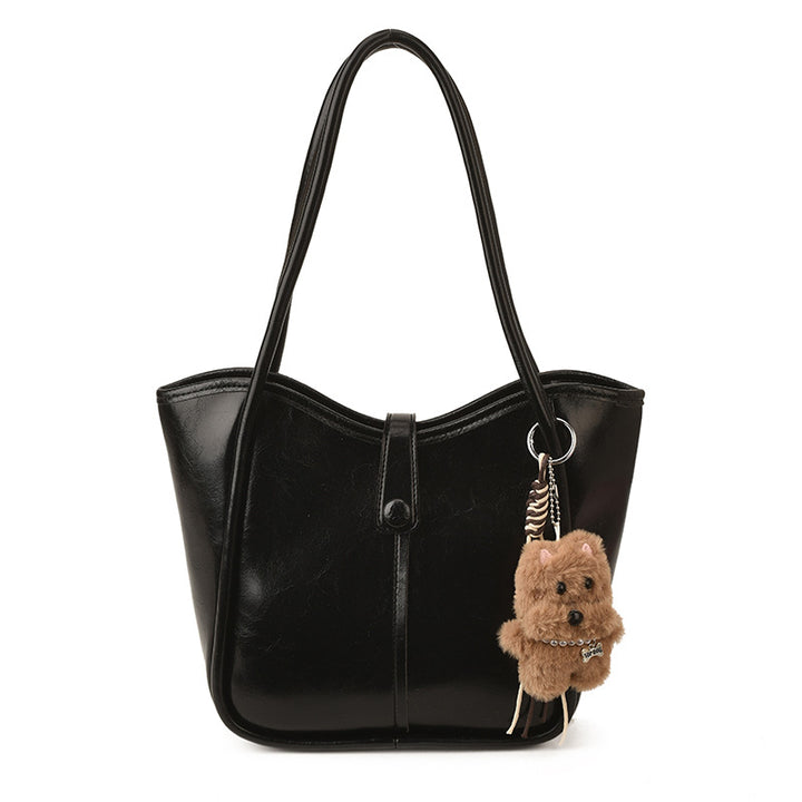 Damen moderne Handtasche mit verspieltem Plüschanhänger Nord Taschen