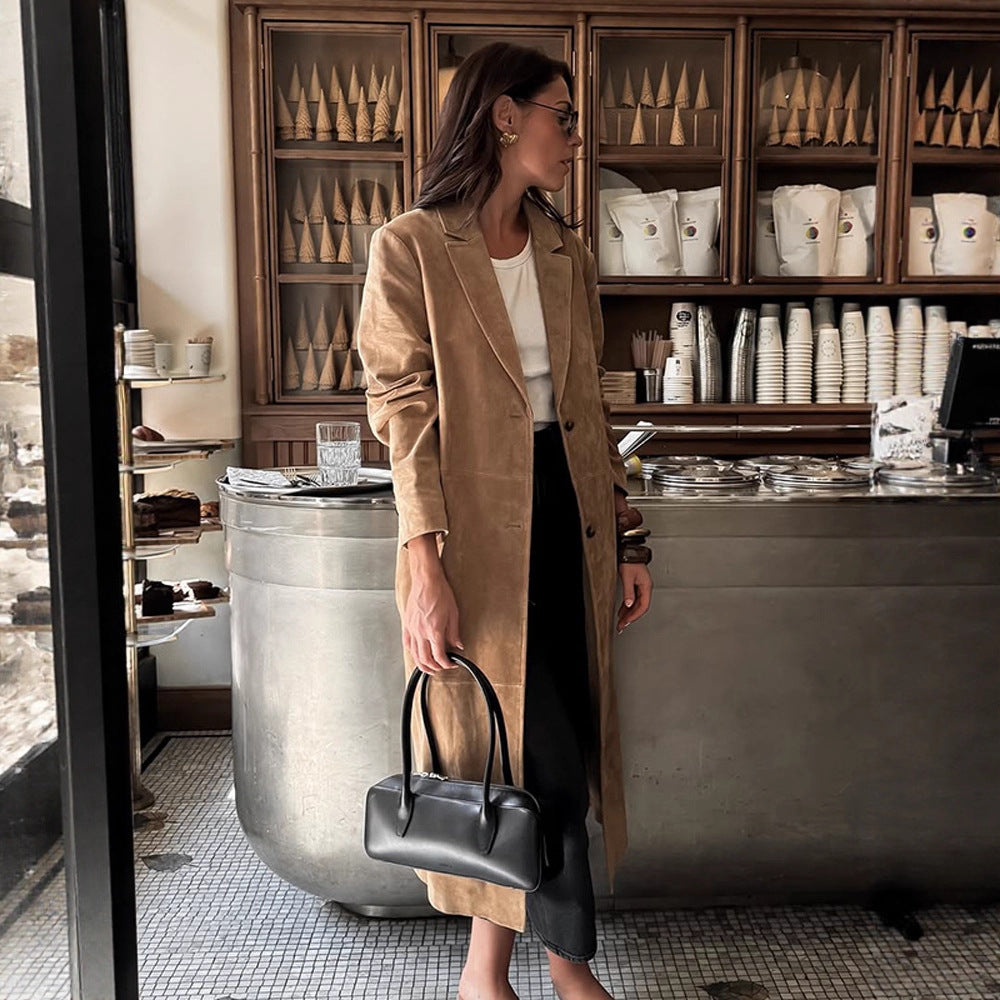 Damen Langmantel aus Veloursleder‑Optik mit schmalem Revers und cleanem Schnitt Nord Taschen