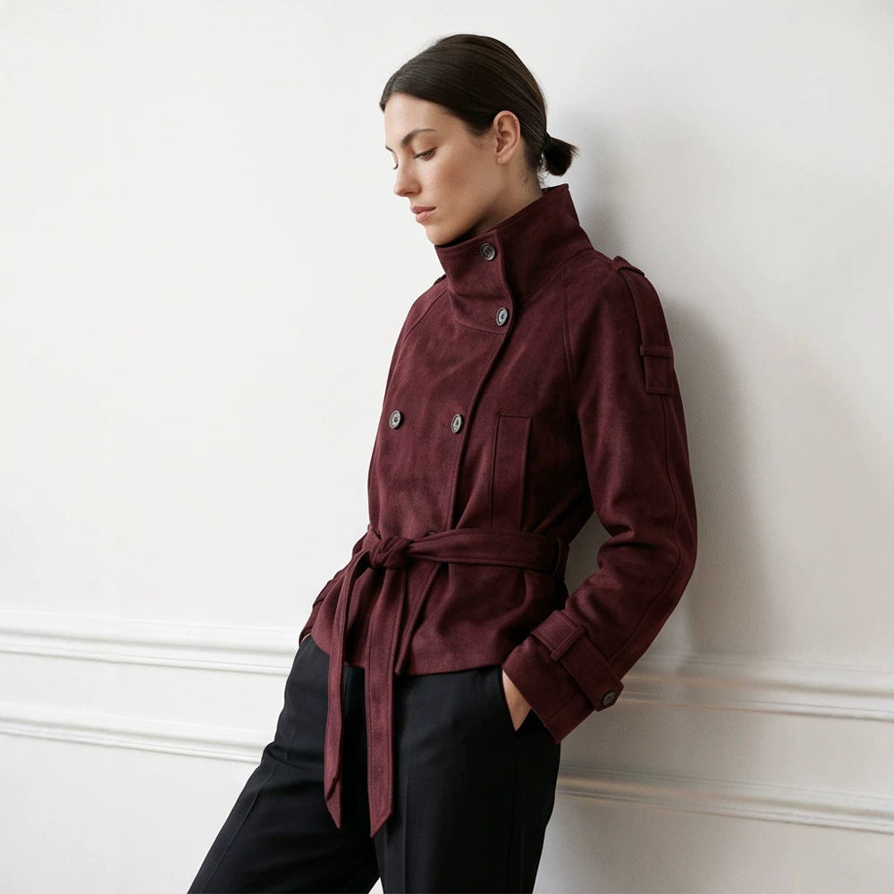 Damen Taillierte Kurzjacke in Wildlederoptik mit Doppelreiher und Stehkragen Nord Taschen