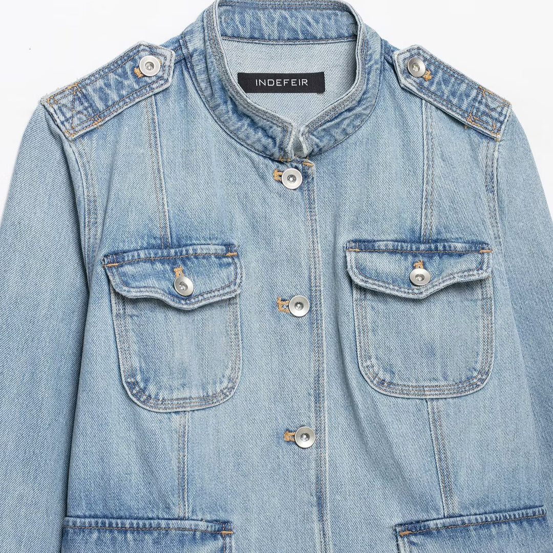 Damen Jeansfieldjacke mit Stehkragen, Schulterpatten und vier aufgesetzten Pattentaschen Nord Taschen