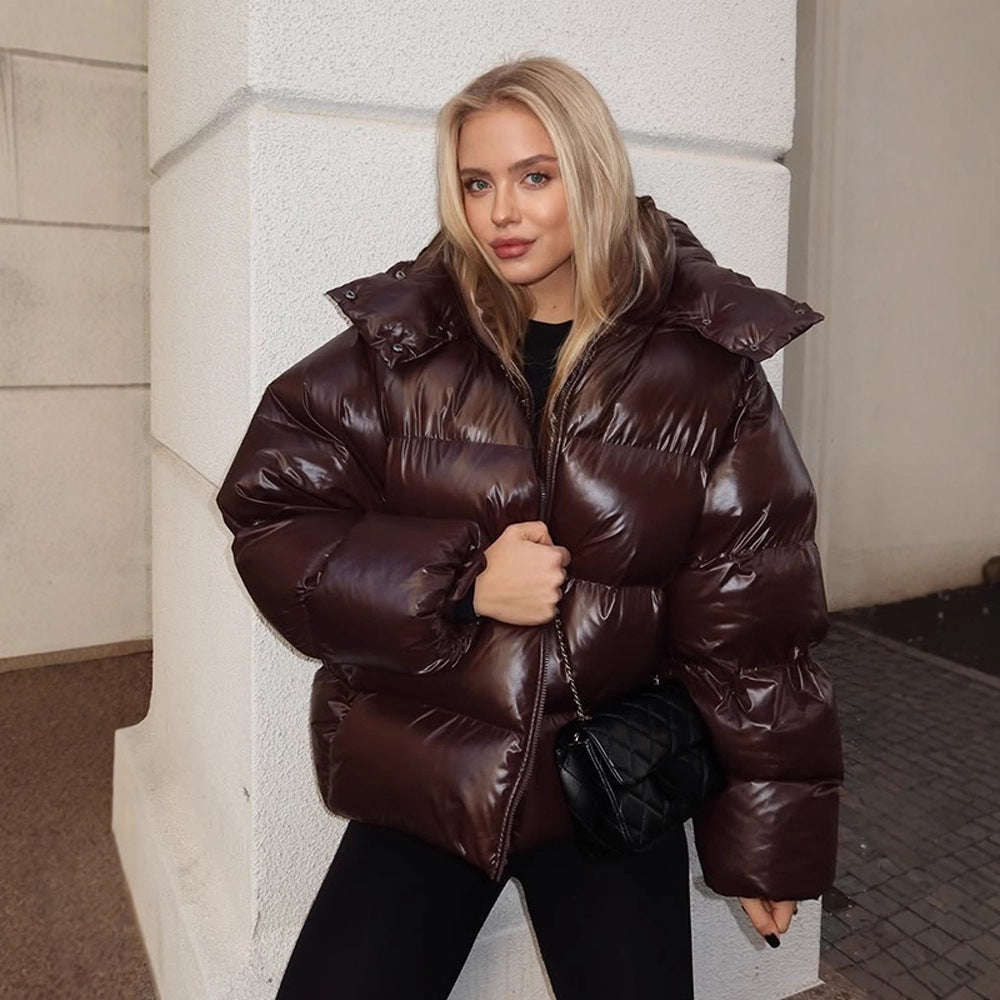 Damen Oversize Steppjacke in Lackoptik mit hohem Kragen und wattierter Fütterung Nord Taschen