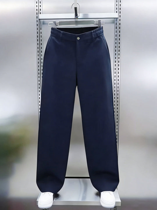 Herren weite Chinohose im Relaxed‑Fit mit elastischem Komfortbund und Seitentaschen Nord Taschen