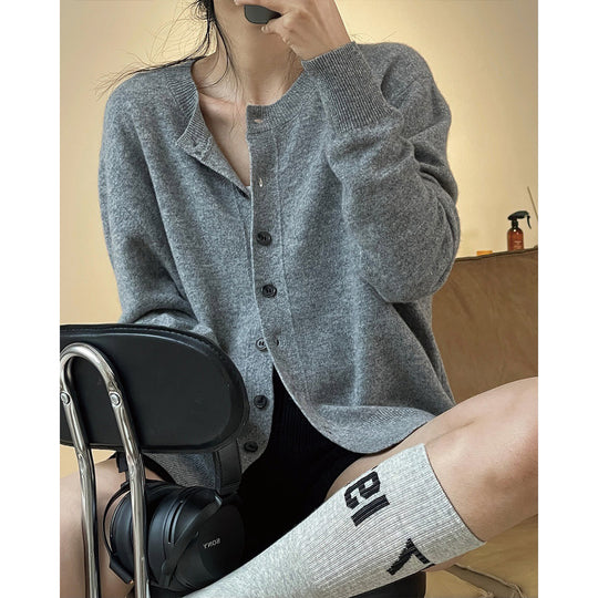 Damen Weicher kastiger Strickcardigan mit durchgehender Knopfleiste und gerippten Bündchen Nord Taschen