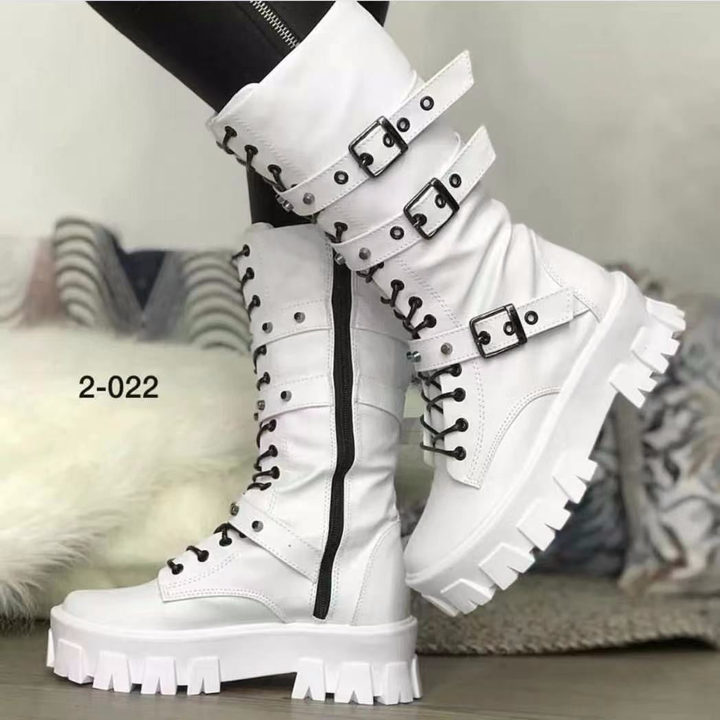 Damen Plateau-Bikerstiefel mit grober Profilsohle, Schnürung, Reißverschluss und verstellbaren Zierschnallen Nord Taschen