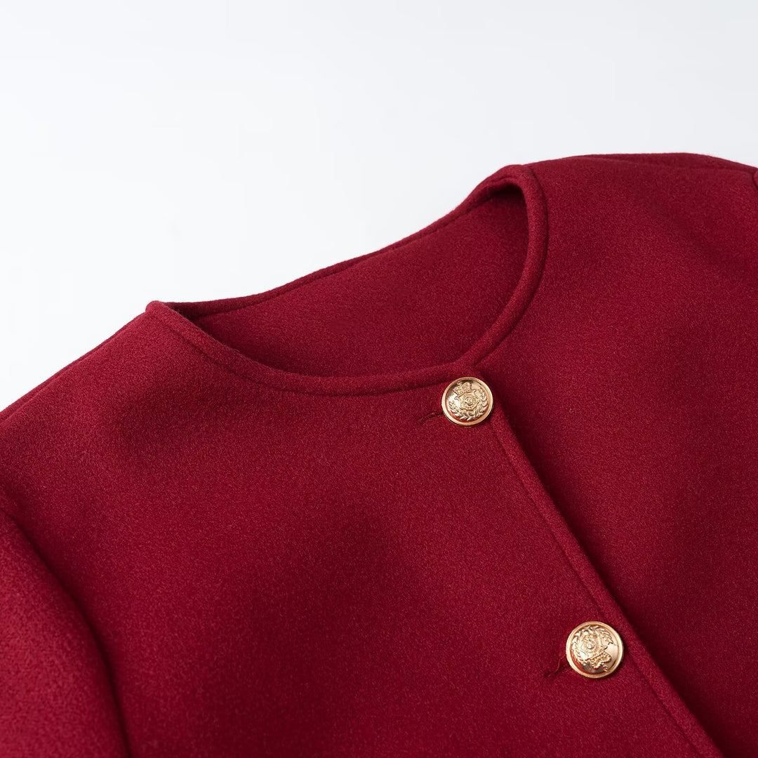 Damen Kurzjacke im Boxy‑Schnitt mit Rundhals und goldenen Zierknöpfen Nord Taschen