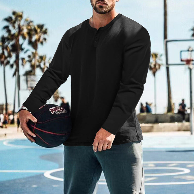 Herren langärmliges Henley-Shirt mit strukturiertem Stoff und praktischen Knopfdetails