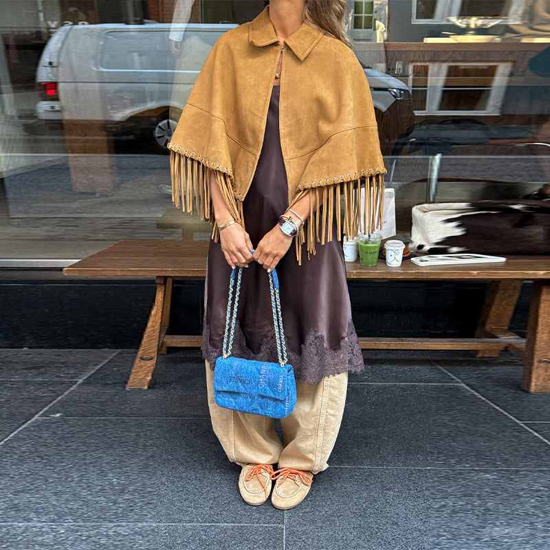 Damen Wildleder‑Optik Fransen‑Cape mit Hemdkragen und Ösenverzierung Nord Taschen