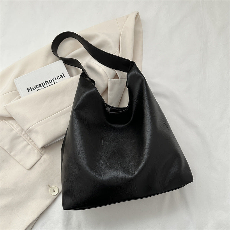 Damen Hobo-Tasche aus hochwertigem Kunstleder mit geschmeidigem Tragegriff Nord Taschen