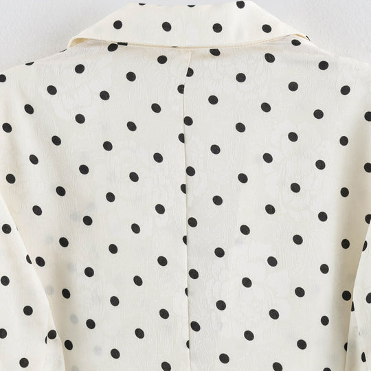 Damen Leichter gepunkteter Blazer mit Revers, Tunnelzug‑Taillierung und Pattentaschen Nord Taschen
