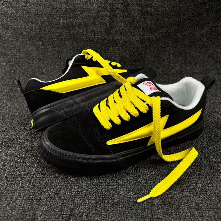 Damen Sportliche Sneaker im dynamischen Blitzdesign