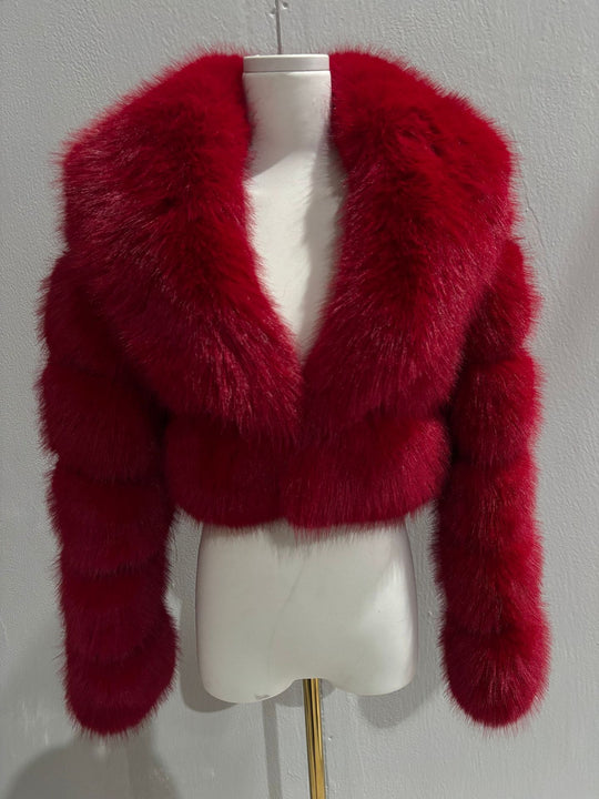 Damen Kurz geschnittene Kunstpelz‑Bolerojacke mit voluminösem Schalkragen Nord Taschen