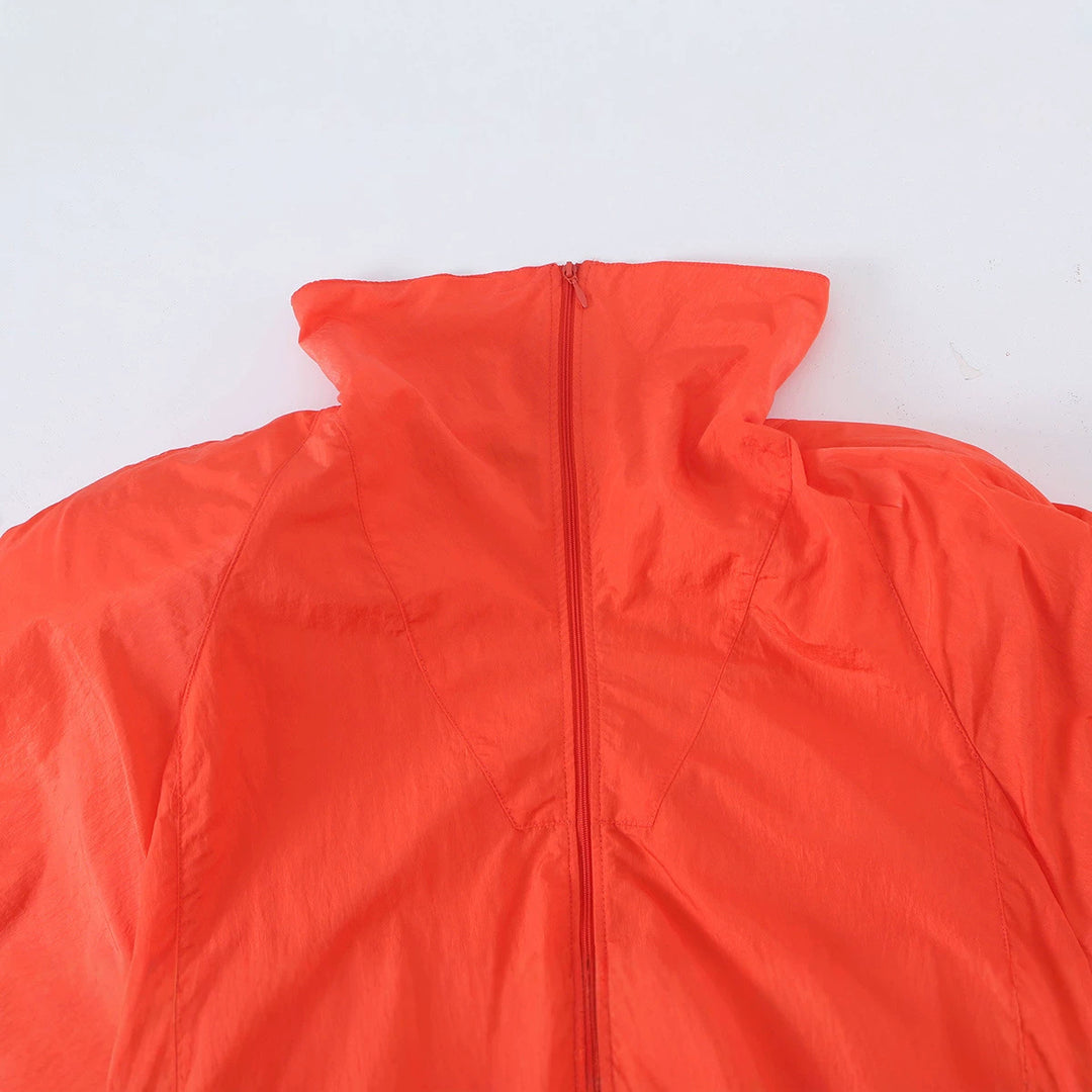 Damen Leichte Windjacke mit hohem Kragen, Tunnelzug‑Taillierung und Elastikbündchen Nord Taschen