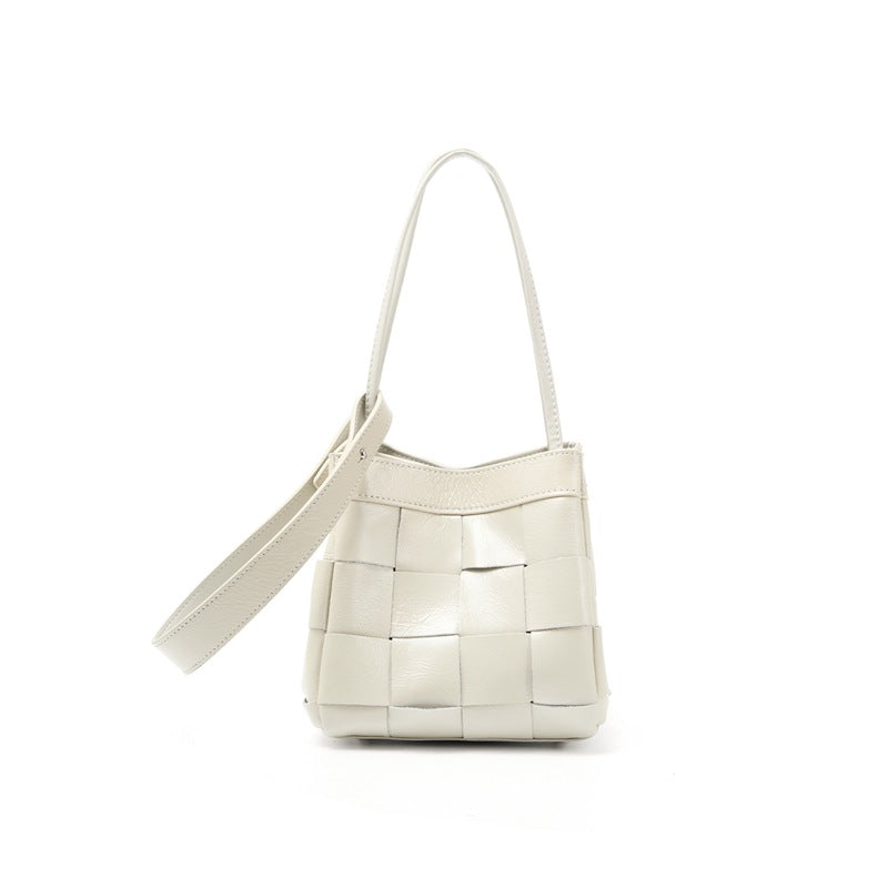 Damen trendige Schultertasche im modernen Flecht-Design Nord Taschen