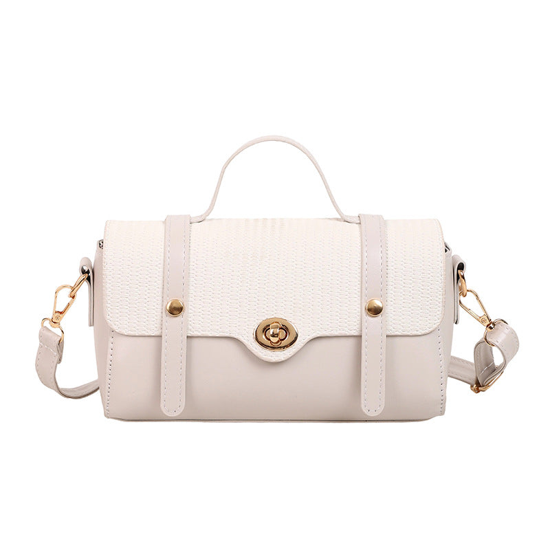 Damen Handtasche mit geflochtenem Design und eleganter Goldverzierung Nord Taschen