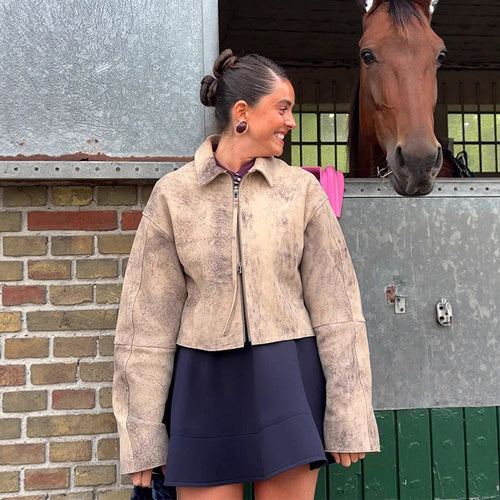 Damen Kurz geschnittene Velourslederjacke in Used‑Optik mit extra langen Ärmeln und Zwei‑Wege‑Reißverschluss Nord Taschen