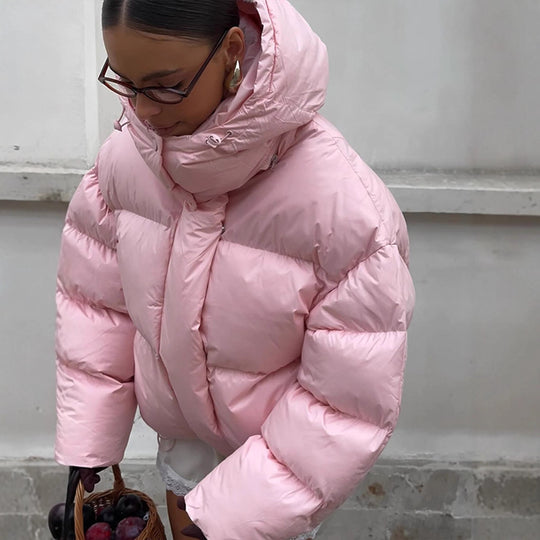 Damen kurze oversized Stepp-Daunenjacke mit Kapuze und hohem Stehkragen Nord Taschen