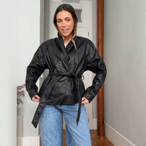 Damen Taillierter Wickel-Blouson aus strukturierter Lederoptik mit Bindegürtel Nord Taschen