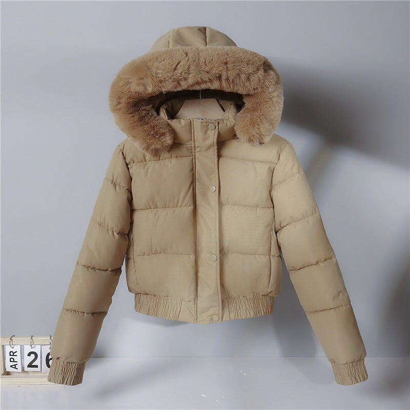 Damen nan kurz geschnittene Thermosteppjacke mit abnehmbarer Kunstfellkapuze und Rippbündchen Nord Taschen