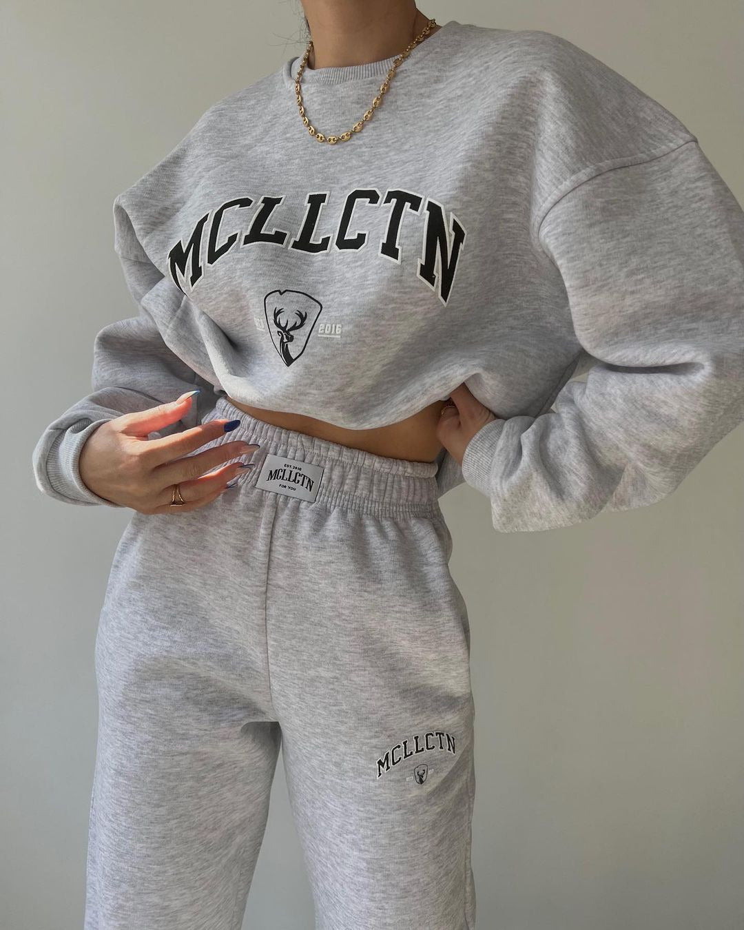 Damen Oversized College-Sweatshirt und High-Waist-Jogger-Set aus French-Terry Nord Taschen