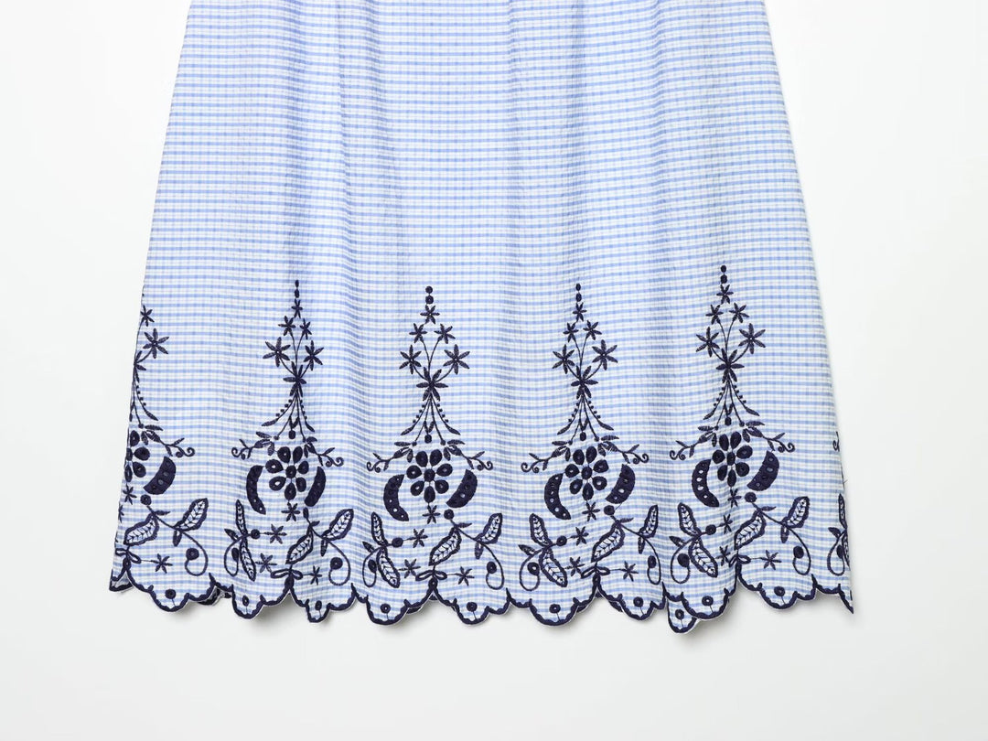 Damen Ärmelloses Maxikleid mit Smokoberteil und floraler Stickerei am Saum Nord Taschen