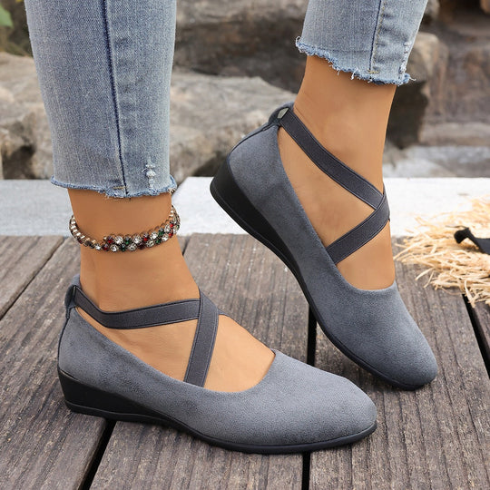 Damen Halbschuhe mit elegantem Riemendesign