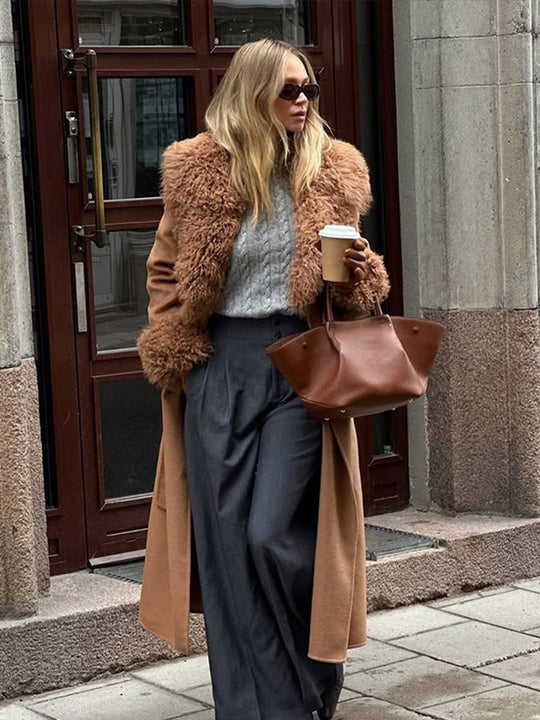 Damen Maxilanger Wollmixmantel mit abnehmbarem lockigem Faux‑Fur‑Schalkragen und Fellmanschetten Nord Taschen
