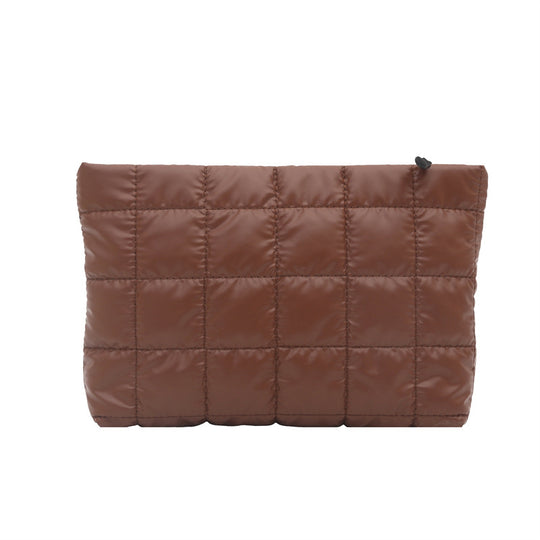 Damen elegante Clutch im modernen Steppmuster Nord Taschen