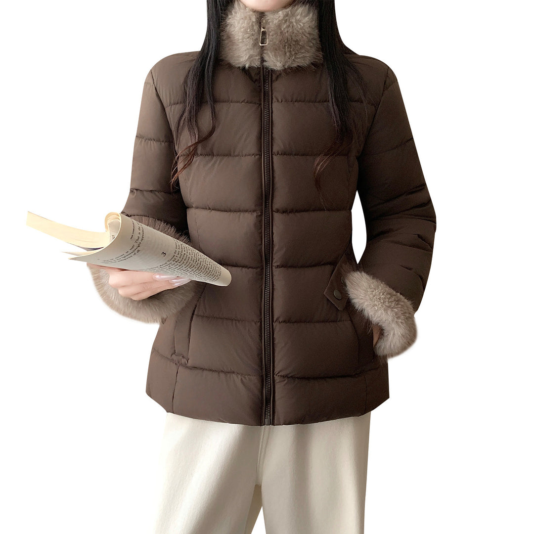Damen nan taillierte Thermosteppjacke mit abnehmbarem Fake-Fur-Kragen und elastischem Taillengürtel Nord Taschen