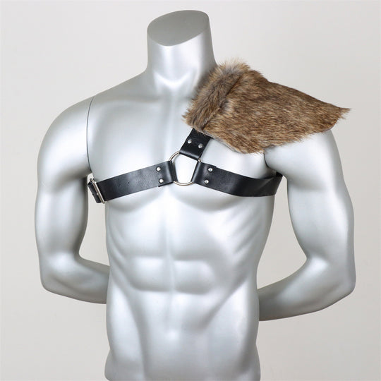 Herren asymmetrisches Schulterharness mit Kunstfell‑Schultercape und verstellbaren Lederriemen Nord Taschen