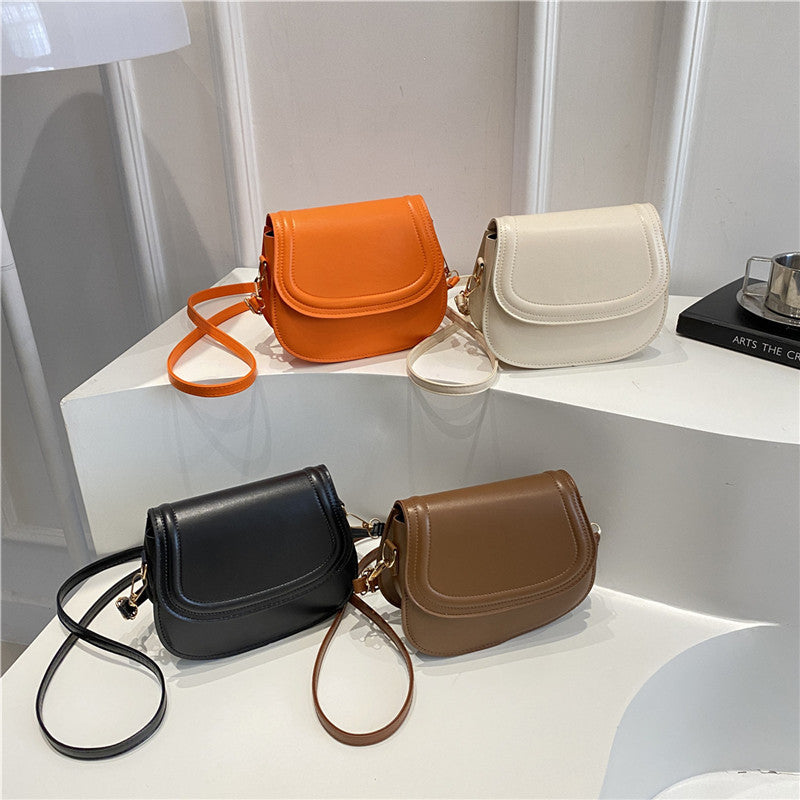 Damen Umhängetasche mit elegantem Klappverschluss und hochwertigem Kunstleder Nord Taschen