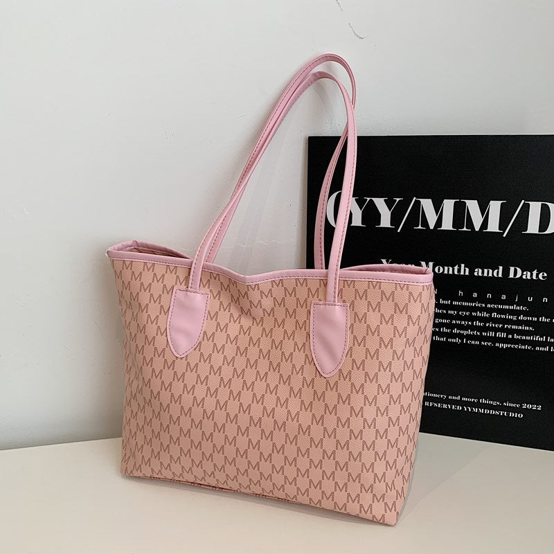 Damen Tote-Bag aus hochwertigem, strapazierfähigem Material mit elegantem Monogramm Nord Taschen