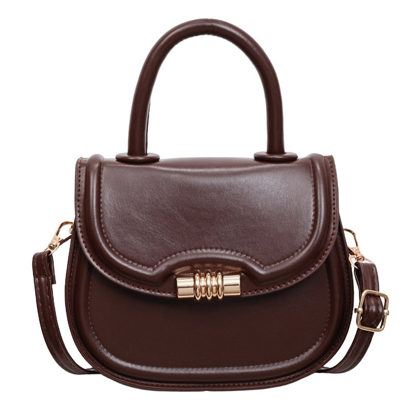 Damen Mini-Umhängetasche aus hochwertigem Kunstleder mit elegantem Klappenverschluss Nord Taschen