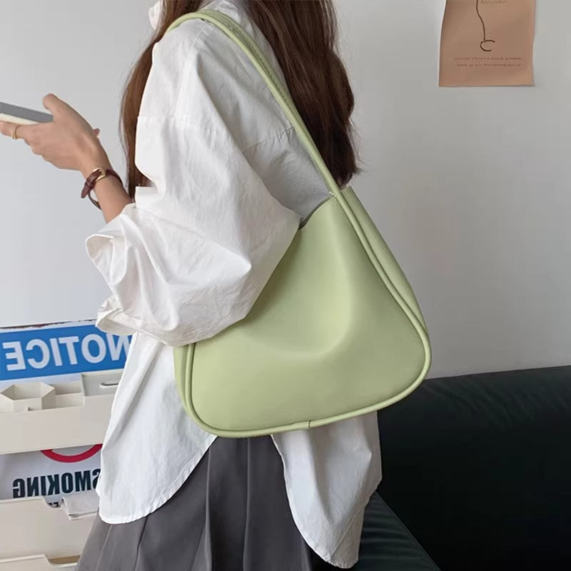 Damen Hobo-Tasche mit elegantem Innenfach und stilvollem, geschmeidigem Kunstleder Nord Taschen