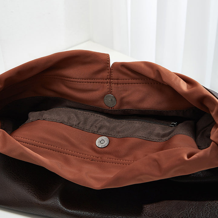 Damen Hobo-Tasche aus hochwertigem, geschmeidigem Kunstleder mit praktischem Faltendesign Nord Taschen