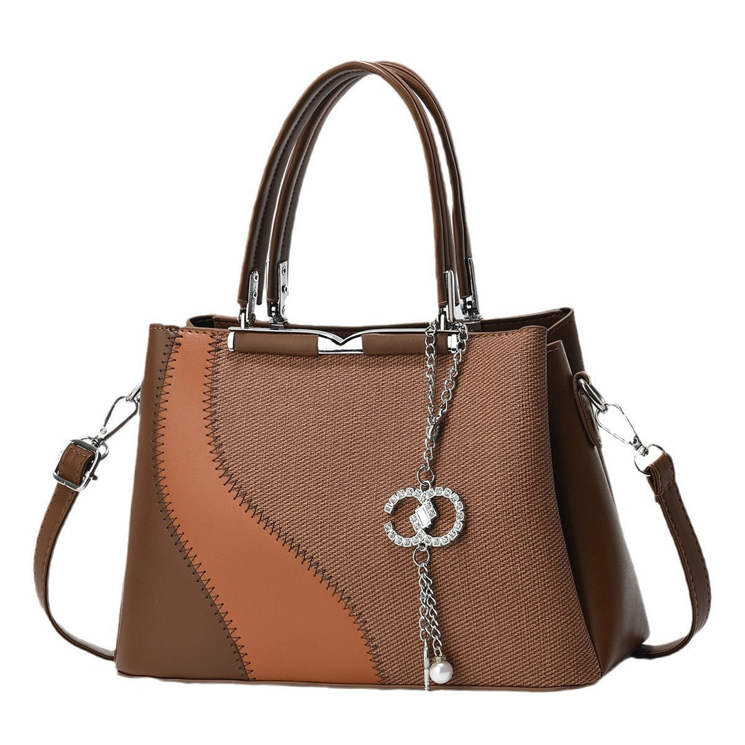 Damen Handtasche aus hochwertigem Kunstleder mit detailverliebtem Design und abnehmbarem Schulterriemen Nord Taschen
