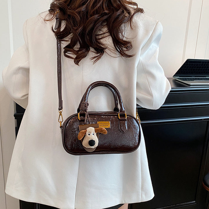 Damen stilvolle Handtasche mit niedlichem Anhänger Nord Taschen