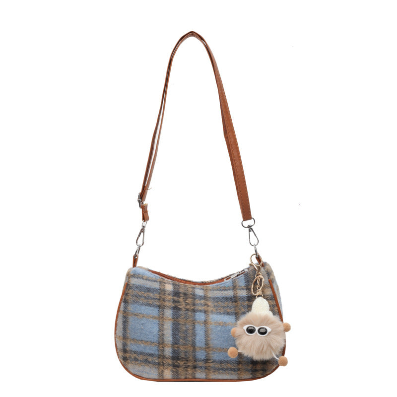 Damen Umhängetasche mit kariertem Design und weichem Obermaterial Nord Taschen