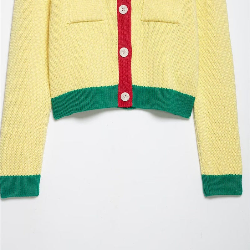 Damen Kurzer Grobstrick-Cardigan mit Kontrastblenden und Zierklappentaschen Nord Taschen