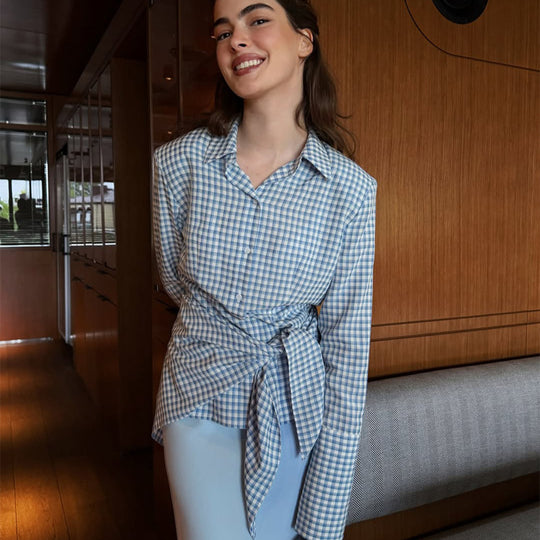 Damen Gingham-Wickelbluse mit seitlicher Taillenbinde und Hemdkragen Nord Taschen