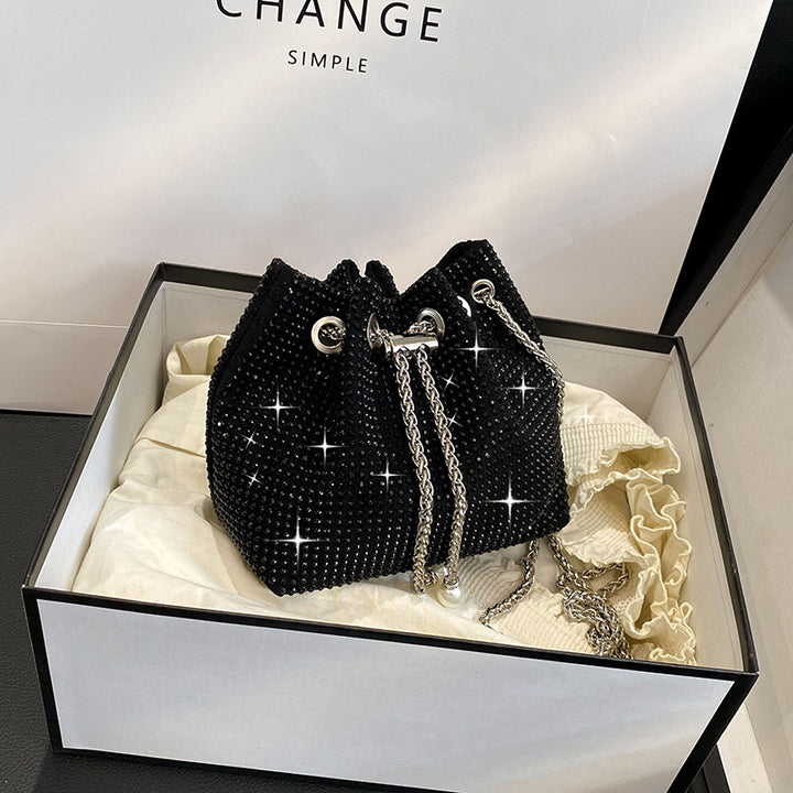 Damen Glamouröse Beuteltasche mit Perlenschmuck Nord Taschen