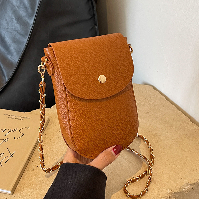 Damen Umhängetasche aus hochwertigem Leder mit elegantem Klappverschluss Nord Taschen