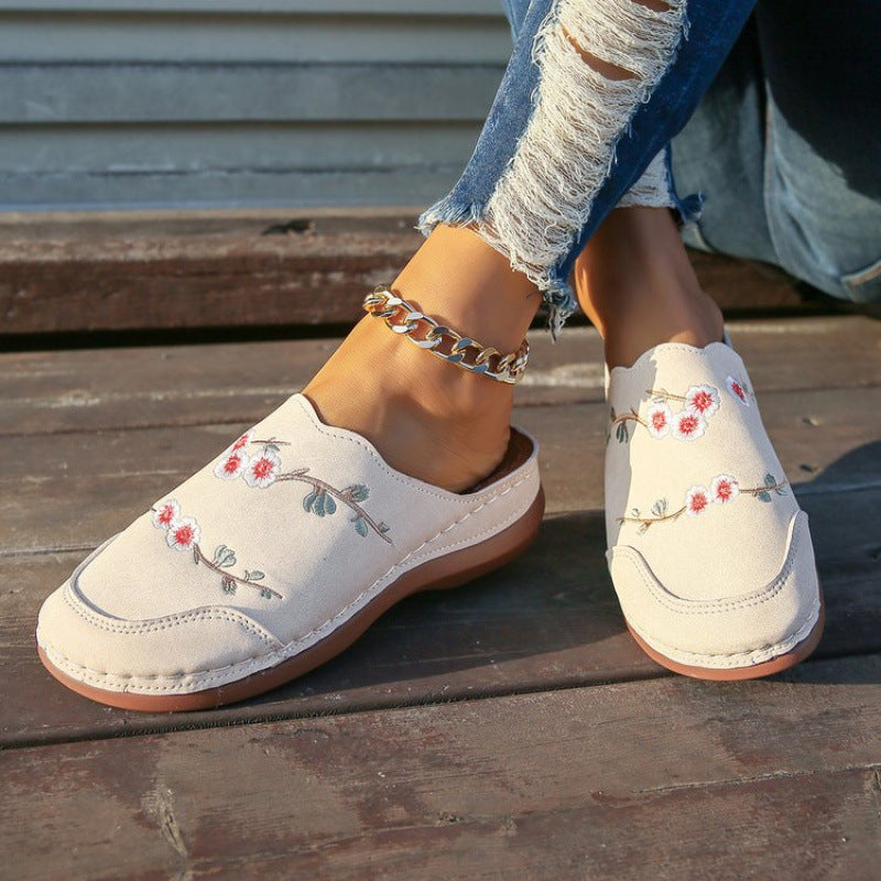 Damen geschlossene Clogs mit floralem Design und komfortablem Fußbett