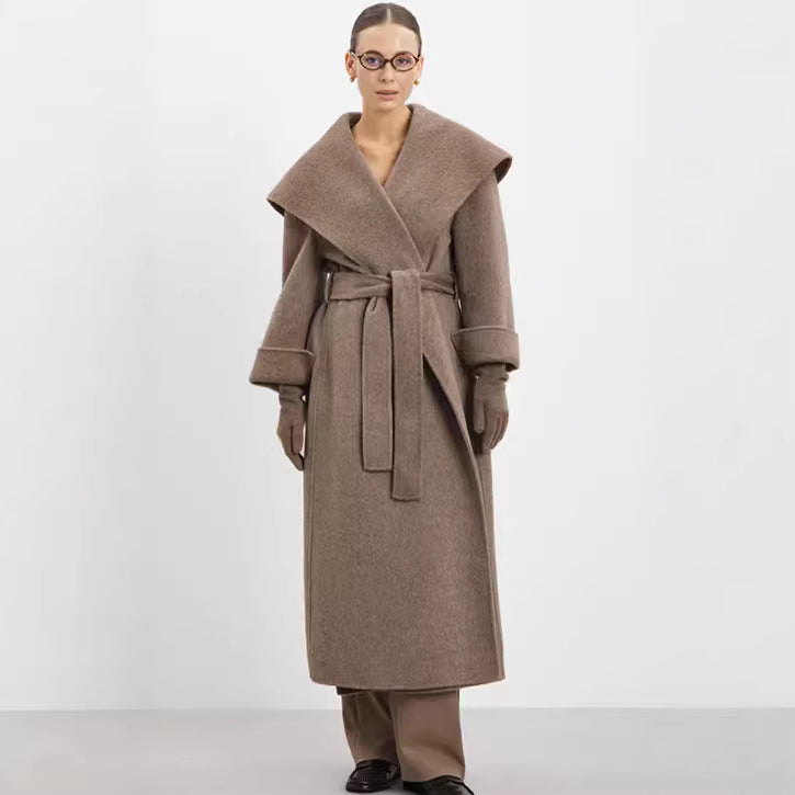 Damen Maxi-Mantel im Wickelstil mit breitem Schalkragen und Krempelärmeln Nord Taschen