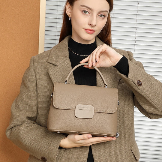 Damen Umhängetasche mit strukturiertem Leder und verstellbarem Schulterriemen Nord Taschen