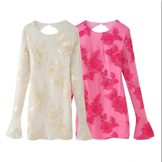 Damen 300+ Chiffonbluse mit floraler 3D Stickerei, Keyhole Rücken und ausgestellten Manschetten Nord Taschen