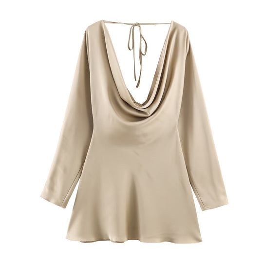 Damen Kurzes Satin-Minikleid mit tiefem Wasserfall‑Rücken, V‑Ausschnitt vorne und langen Ärmeln Nord Taschen