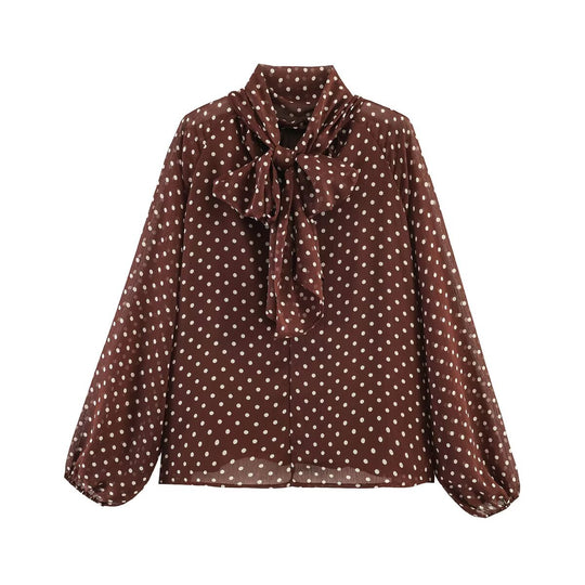 Damen 50+ seidenähnliche Polka‑Dot Schlupfbluse mit Schleifenkragen und Ballonärmeln Nord Taschen