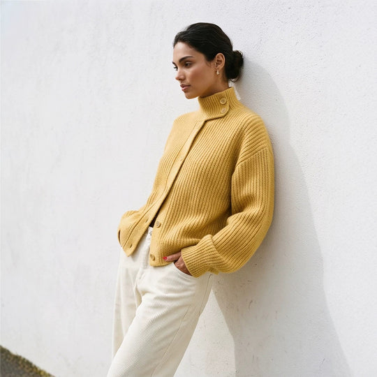 Damen Oversize-Strickjacke mit Rippenstruktur und Stehkragen Nord Taschen