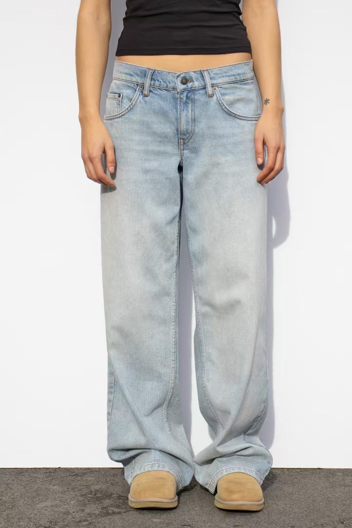 Damen weites Denim Hosenmodell mit tiefem Bund und weitem Schlag Nord Taschen